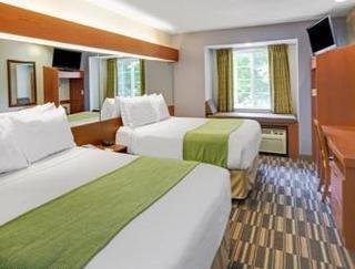 Microtel Inn & Suites By Wyndham Cherokee Ngoại thất bức ảnh